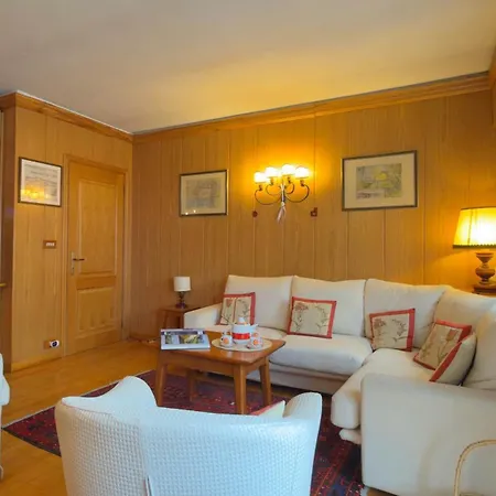 Homeby, Casa Due Vette Apartament Cortina dʼAmpezzo